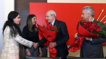 Kılıçdaroğlu genel merkez çalışanlarıyla vedalaştı