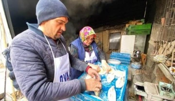 Konyalı ailenin bahçelerine kurdukları tandır geçim kaynakları oldu