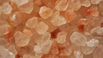 Kristal kaya tuzunun faydaları nelerdir? Kristal kaya tuzu nedir, nasıl kullanılır?