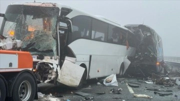 Kuzey Marmara Otoyolu'nda zincirleme kazada 10 kişi öldü, 57 kişi yaralandı