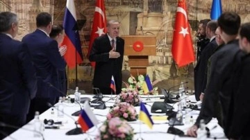 Le Figaro: Erdoğan&rsquo;ın diplomasisi Türkiye&rsquo;yi vazgeçilmez konuma getirdi