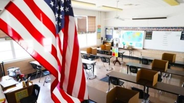 Louisiana'da devlet okullarına "On Emir" zorunluluğu