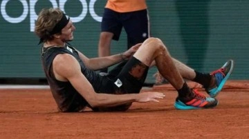 Maçı yarıda bırakmıştı! Zverev'den kötü haber