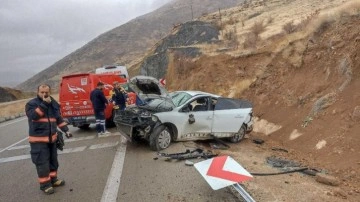 Malatya'da otomobil, şarampole devrildi: 6 yaralı