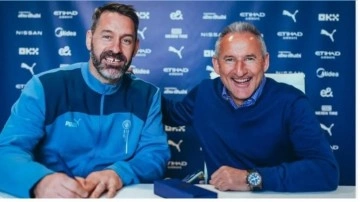 Manchester City, Scott Carson’ın sözleşmesini yeniledi