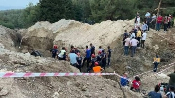 Manisa'da su hattı kazı çalışmasında göçük: 1 ölü