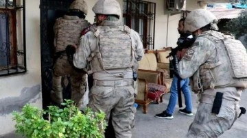 Mersin'de "Kökünü Kurutma Operasyonu"nda 60 zanlı yakalandı