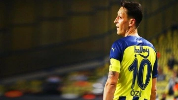 Mesut Özil Fenerbahçe'den ayrılacak mı? Menajeri açıkladı