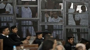 Mısır'da muhalif  siyasteçi Mecdi Karkar dahil 15 tutukluya tahliye kararı