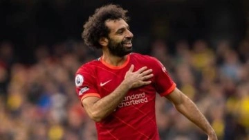 Mohammed Salah 2025'e kadar Liverpool'da!