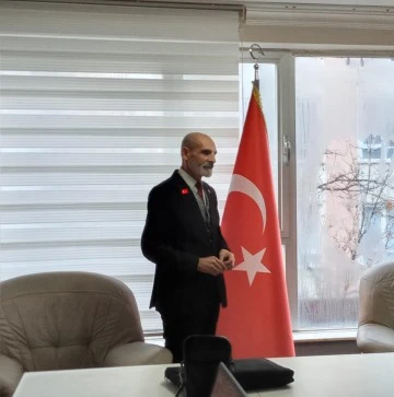 VSP PARTİSİ GENEL BAŞKANI YILMAZ GÜLÜMSER 1.OLAĞAN KURULTAY KONGRESİ'Nİ GERÇEKLEŞTİRDİ.