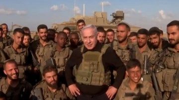 Netanyahu, Gazze Şeridi'ndeki askerlerle bir araya geldi