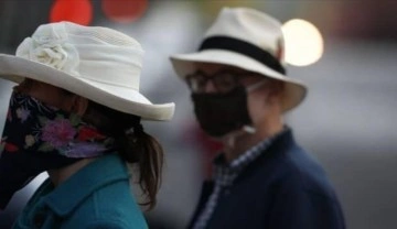 New York'ta maske takma zorunluluğu geri getirildi
