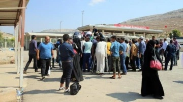 Normalleşme adımları sonrası 100 bin Suriyeli ülkesine geri döndü