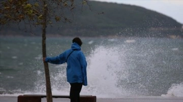 Orta ve Doğu Karadeniz kıyı kesimi için kuvvetli yağış uyarısı