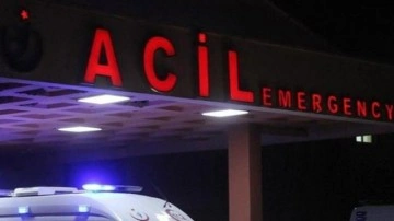 Otomobille çarpışan hafif ticari araç takla attı: 2 yaralı