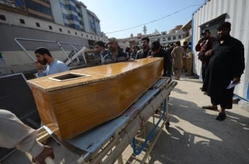 Pakistan'da Şii camisinde katliam! 56 kişi öldü, 194 kişi yaralandı