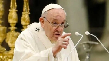 Papa Franciscus BM'yi yerden yere vurdu