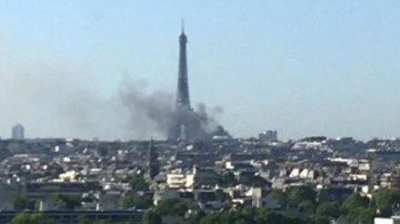 Paris'te Eyfel Kulesi yakınında yangın çıktı