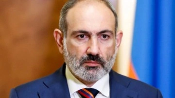 Paşinyan hükümetinden Ermenistan'ı karıştıran "tarih dersi" kararı