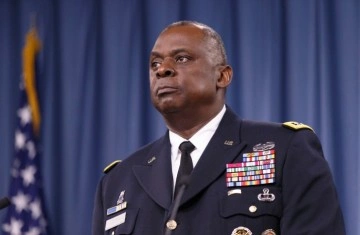 Pentagon’da atama krizi: Savunma Bakanı’ndan sert çıkış