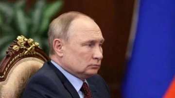 Putin'den orduyu eleştirenler için ceza önerisi