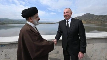 Reisi, helikopter kazası öncesinde Aliyev ile Azerbaycan-İran sınırında bir araya geldi