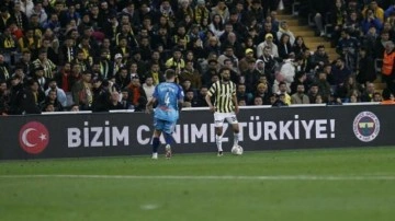 Rus taraftarlar taşkınlık çıkardı! Futbolcular arasında gerginlik yaşandı