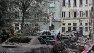 Rusya'dan Lviv'e saldırı:4 ölü