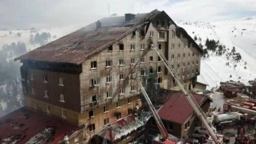 Sağlık Bakanlığından yangına ilişkin açıklama: Bu hattı arayabilirsiniz