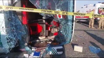 Şanlıurfa’da yolcu otobüsü ile otomobil çarpıştı: 2 ölü, 25 yaralı