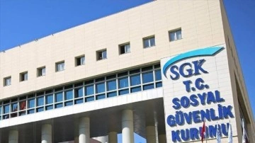 SGK'den "çift ödeme iadesi" başlıklı sahte e-postalar hakkında açıklama