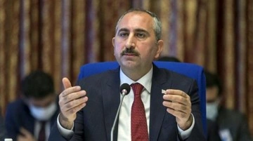 Son Dakika: Adalet Bakanı Abdulhamit Gül istifa etti, yerine Bekir Bozdağ atandı