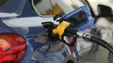 Son Dakika: Benzine 79 kuruşluk, motorine 2 lira 25 kuruşluk zam iptal edildi