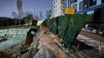 Son dakika: İstanbul'da yol çöktü! Bölgeye çok sayıda ekip sevk edildi