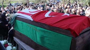 Suikast sonucu öldürülen Halil Falyalı Kumyalı'da toprağa verildi