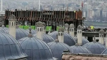 Süleymaniye Camii'nin siluetini bozan inşaat durduruldu