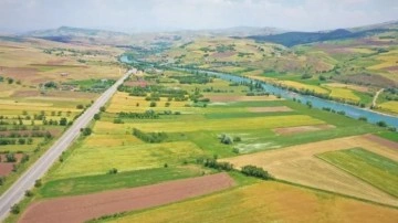 Tarım arazileri güneş enerjisiyle sulanacak