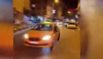 Trafikte drift atan taksici insanların canını hiçe saydı!