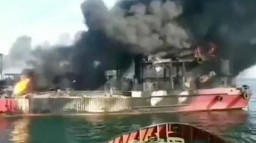 Ukrayna açıklarında Japon kargo gemisi vuruldu! Hasar tespiti için Türkiye'ye doğru yol alıyor