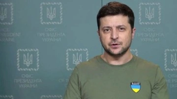 Ukrayna Cumhurbaşkanı açıklama yapıyor