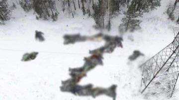 Ukrayna ordusundan Rusya'ya gönderme! Cansız bedenlerden Z harfi yaptılar