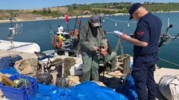 Ülke genelinde 5'inci huzur operasyonu: 3 bin 12 düzensiz göçmen yakalandı