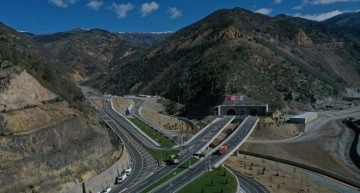 Uluslararası ödüllü Yeni Zigana Tüneli’ni 5.5 Ay’da 1 milyonun üzerinde araç kullandı
