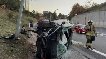 Ümraniye'de takla atan otomobilin sürücüsü yaralandı