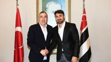 Veli Kavlak, Beşiktaş'a geri döndü! Teknik direktörlük yapacak