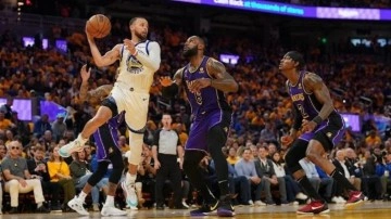 Warriors, Lakers'ı yenerek seriyi 1-1 yaptı