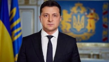 Zelenskiy: Bazı partilerin faaliyetinin askıya alınmasına karar verildi!